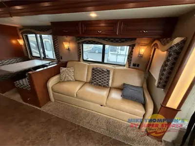 2014 Newmar Canyon Star photo 8