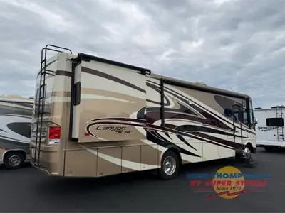 2014 Newmar Canyon Star photo 5