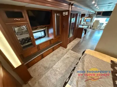 2014 Newmar Canyon Star photo 16