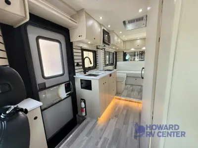 2025 Pleasure-Way Plateau XLTS Std. Model photo 6
