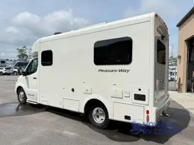 2025 Pleasure-Way Plateau XLTS Std. Model photo 4