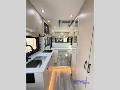 2025 Pleasure-Way Plateau XLTS Std. Model photo 14