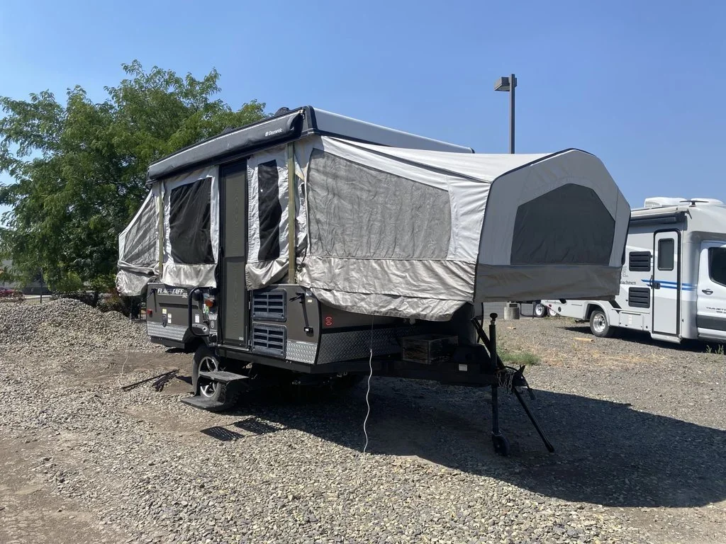 2018 Forest River FLAG STAFF 207SE exterior