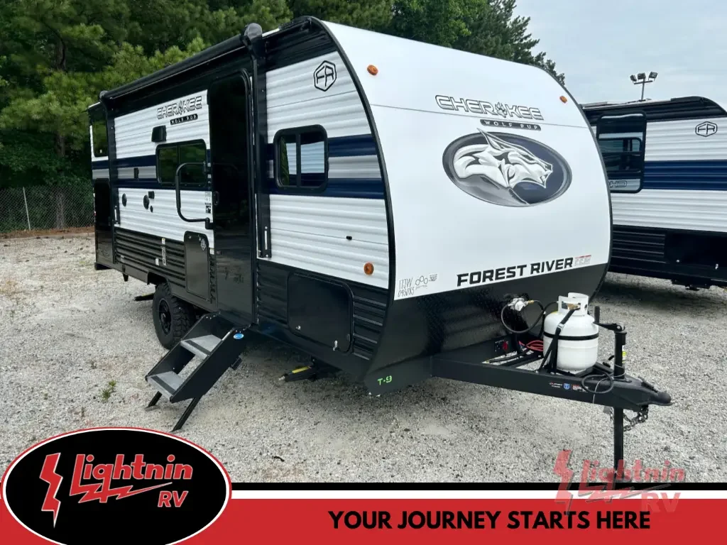 2027 Forest River CHEROKEE WOLF PUP 17JW exterior