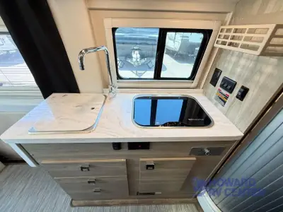 2022 Winnebago Travato 59G photo 29