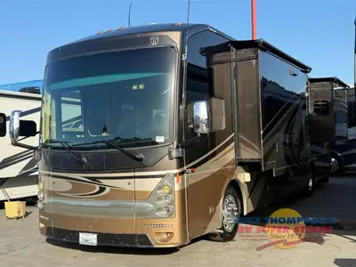 2014 Thor Motor Coach Tuscany XTE photo 2