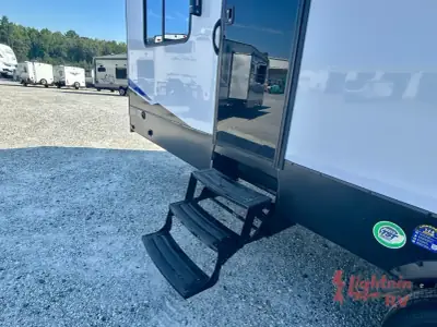 2026 Forest River VENGEANCE ROGUE ARMORED 32L132 photo 42