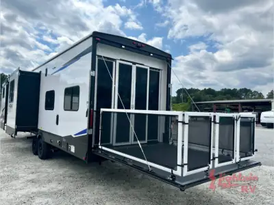 2026 Forest River VENGEANCE ROGUE ARMORED 32L132 photo 12