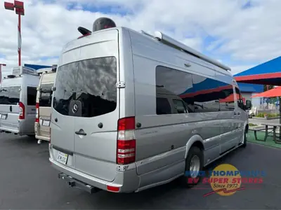 2018 Roadtrek Adventurous photo 6