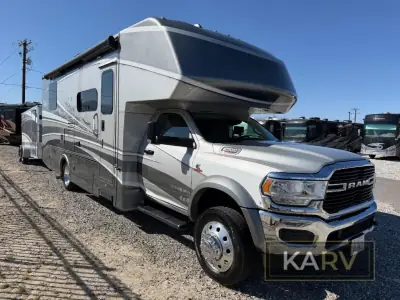 2021 Dynamax Corp Isata 5 28SS 4X4