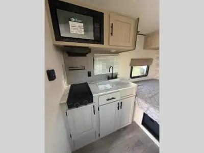 2026 Shasta Rvs Compact 16RE photo 12