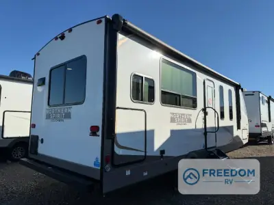 2026 Coachmen Northern Spirit Ultra Lite 2560RK photo 5