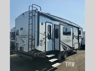 2025 Outdoors Glacier Peak Titanium Series F26RKS photo 4