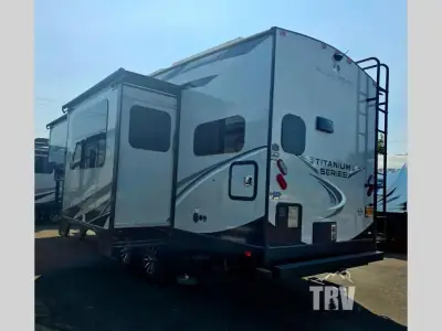 2025 Outdoors Glacier Peak Titanium Series F26RKS photo 3