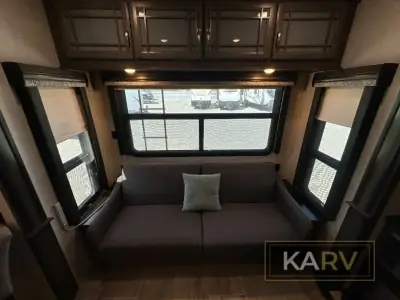 2019 Keystone Montana 3855BR photo 15