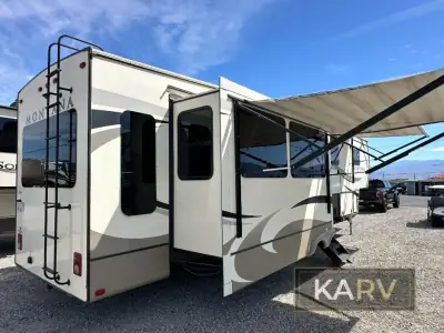 2019 Keystone Montana 3855BR photo 4