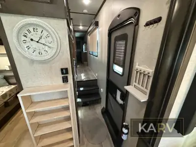 2019 Keystone Montana 3855BR photo 22