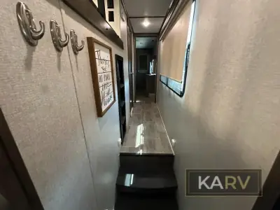 2019 Keystone Montana 3855BR photo 23