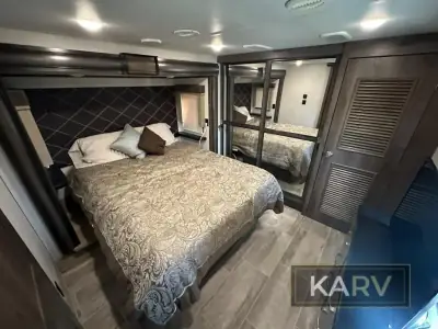 2019 Keystone Montana 3855BR photo 27