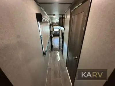 2019 Keystone Montana 3855BR photo 33