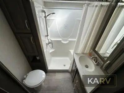 2019 Keystone Montana 3855BR photo 26