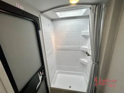 2022 Shasta Shasta 26DB photo 22