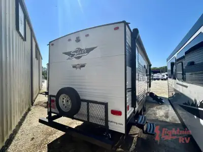 2022 Shasta Shasta 26DB photo 4