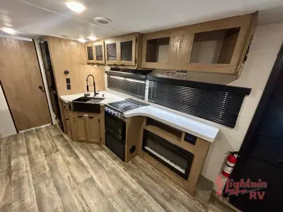 2024 Forest River CHEROKEE GREY WOLF 26LK photo 18