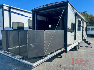 2022 Coachmen ADRENALINE 27KB photo 8