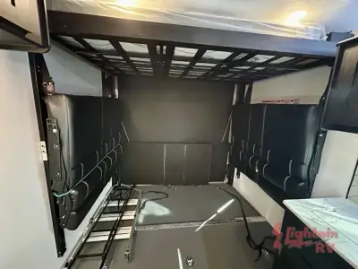 2022 Coachmen ADRENALINE 27KB photo 18