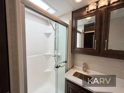 2022 Entegra Coach Accolade XL 37M photo 31