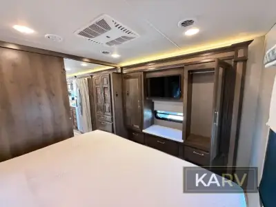 2022 Entegra Coach Accolade XL 37M photo 40