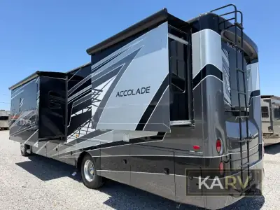 2022 Entegra Coach Accolade XL 37M photo 6