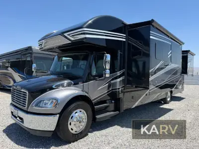 2022 Entegra Coach Accolade XL 37M photo 3