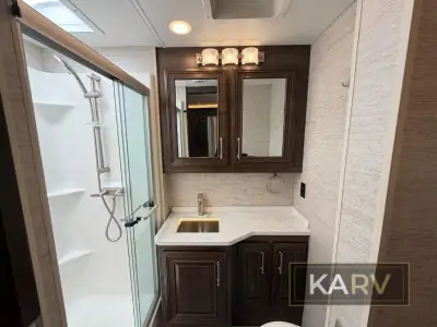 2022 Entegra Coach Accolade XL 37M photo 30