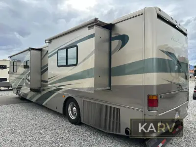 2003 Western Alpine Coach 40FD photo 3