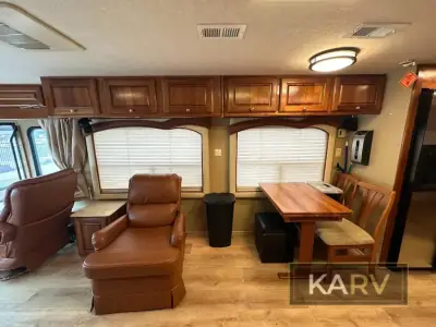 2003 Western Alpine Coach 40FD photo 8