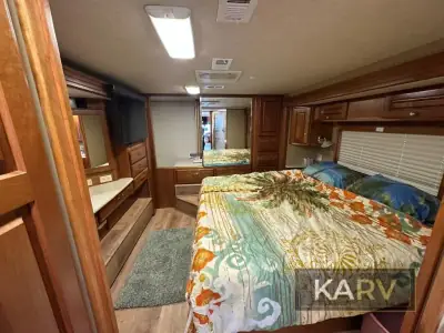 2003 Western Alpine Coach 40FD photo 18
