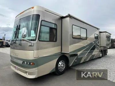 2003 Western Alpine Coach 40FD photo 2