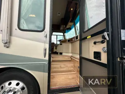 2003 Western Alpine Coach 40FD photo 5