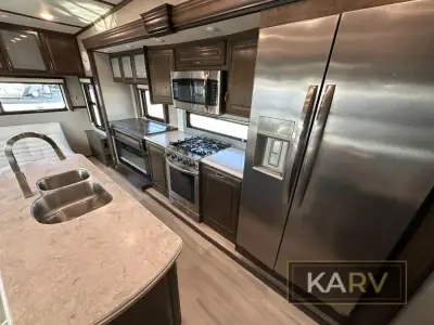 2021 Grand Design Solitude 310GK photo 12