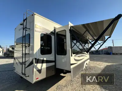2021 Grand Design Solitude 310GK photo 5