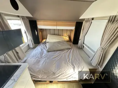 2024 Black Series Camper HQ Series HQ17 photo 9