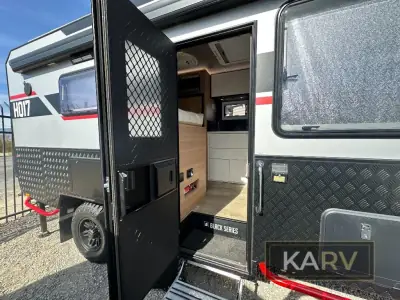 2024 Black Series Camper HQ Series HQ17 photo 7