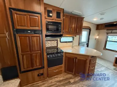 2017 Prime Time Crusader 260RLD photo 17