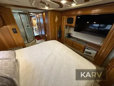 2007 Country Coach Intrigue 530 45 Jubilee Opt B photo 21