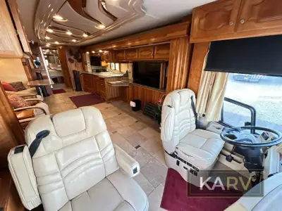 2007 Country Coach Intrigue 530 45 Jubilee Opt B photo 9