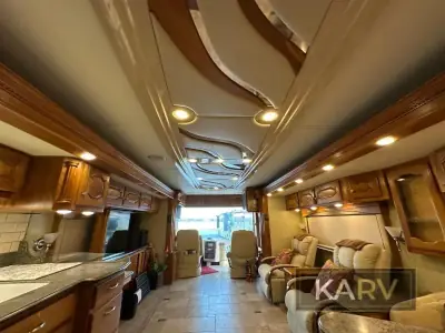 2007 Country Coach Intrigue 530 45 Jubilee Opt B photo 26