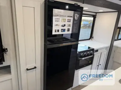 2026 Coachmen Northern Spirit Ultra Lite 2975RL photo 28