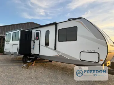 2026 Coachmen Northern Spirit Ultra Lite 2975RL photo 3